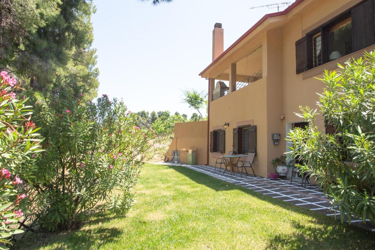 Residence On The Hill Near The Sea Siviri Exterior foto