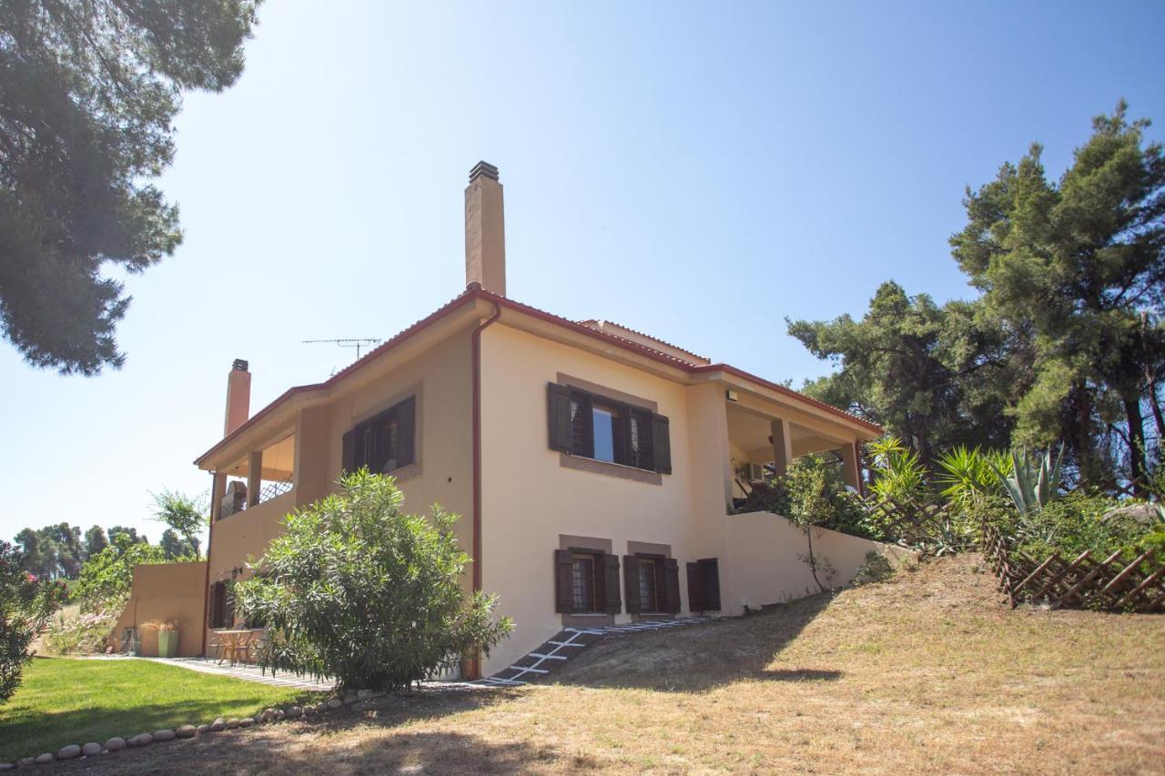 Residence On The Hill Near The Sea Siviri Exterior foto